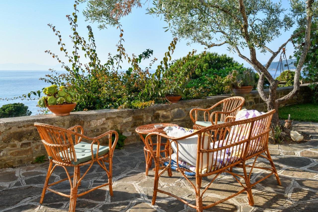 Albeca Boutique Hotel - Relais De Charme Sul Mare カステッラバーテ エクステリア 写真