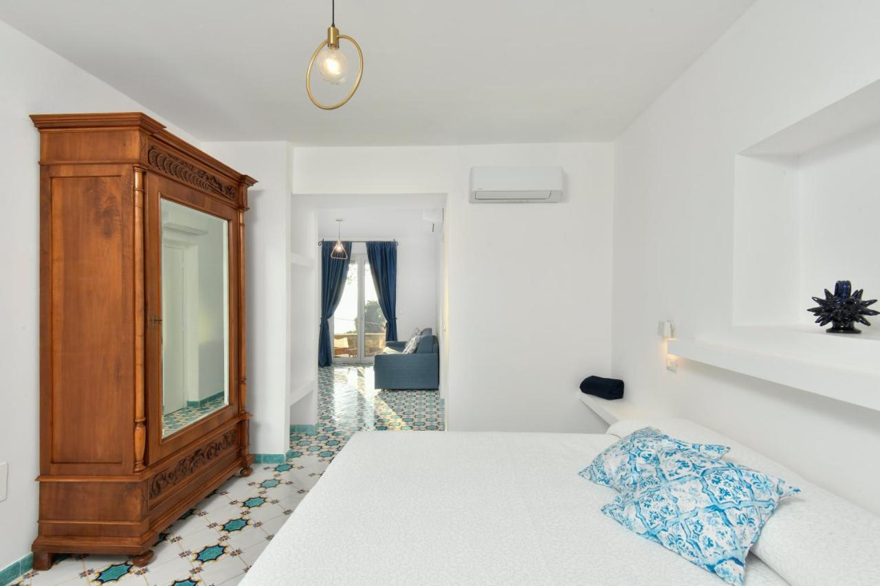 Albeca Boutique Hotel - Relais De Charme Sul Mare カステッラバーテ エクステリア 写真