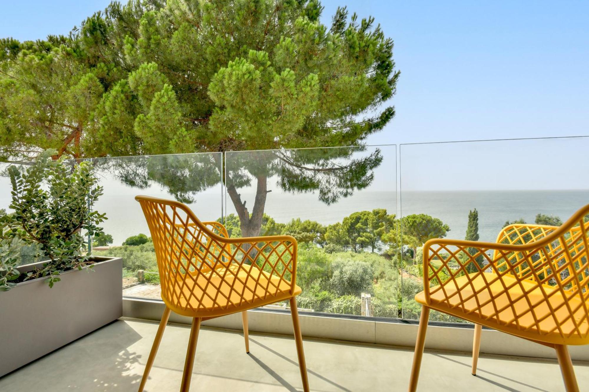 Albeca Boutique Hotel - Relais De Charme Sul Mare カステッラバーテ エクステリア 写真