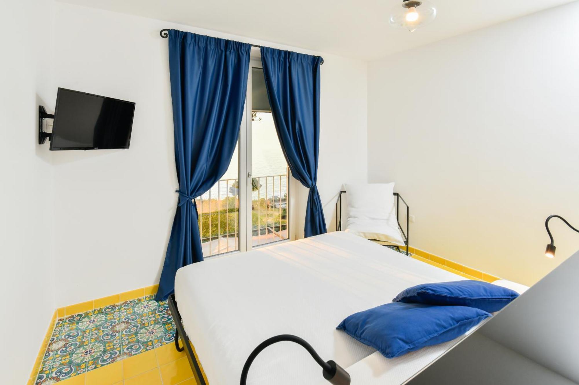 Albeca Boutique Hotel - Relais De Charme Sul Mare カステッラバーテ エクステリア 写真